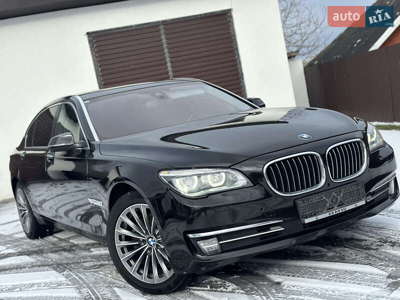 Седан BMW 7 Series 2013 в Владимире