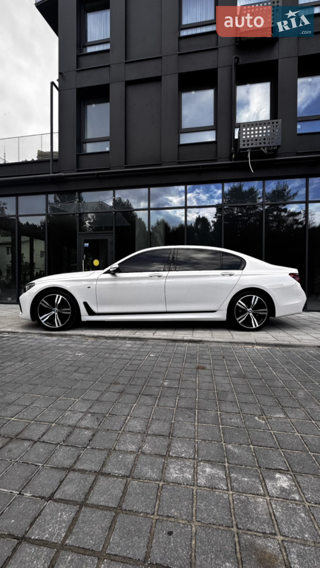2016 BMW 7er - мініатюра 13