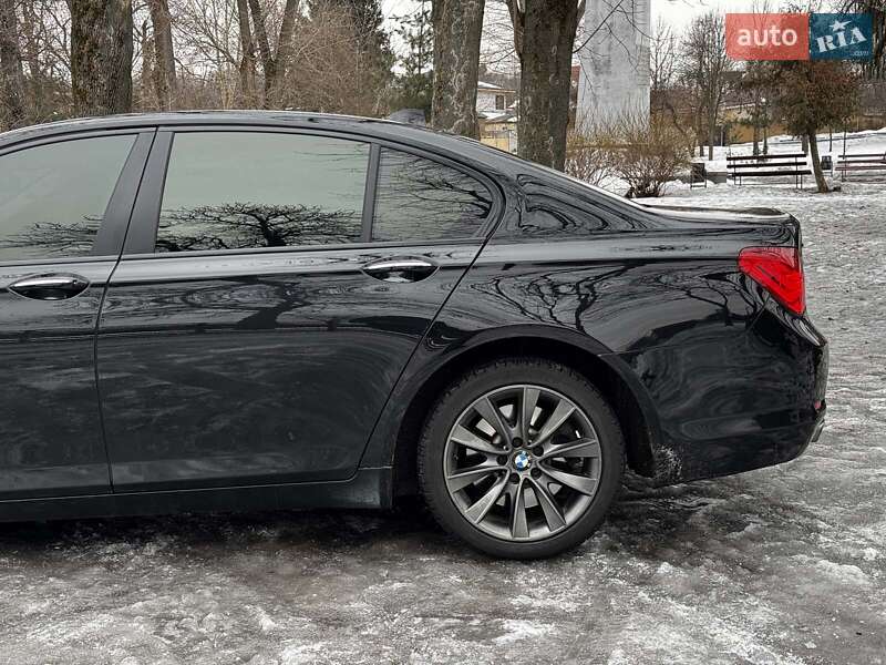 Седан BMW 7 Series 2012 в Киеве