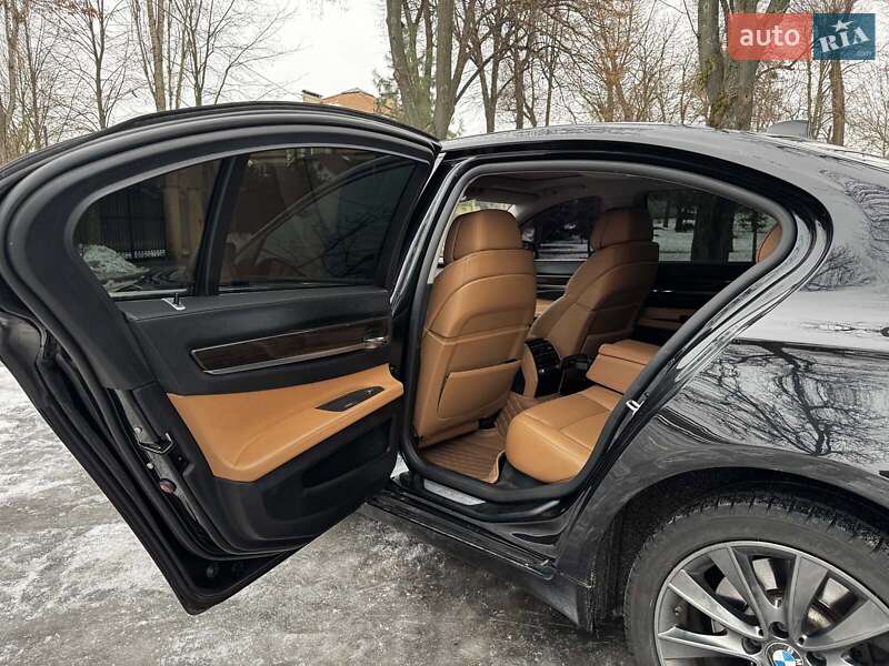 Седан BMW 7 Series 2012 в Киеве