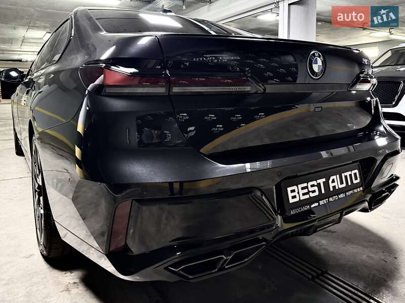 Седан BMW 7 Series 2024 в Киеве