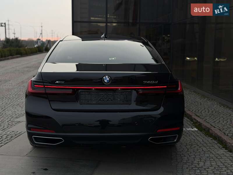 Седан BMW 7 Series 2020 в Мукачево