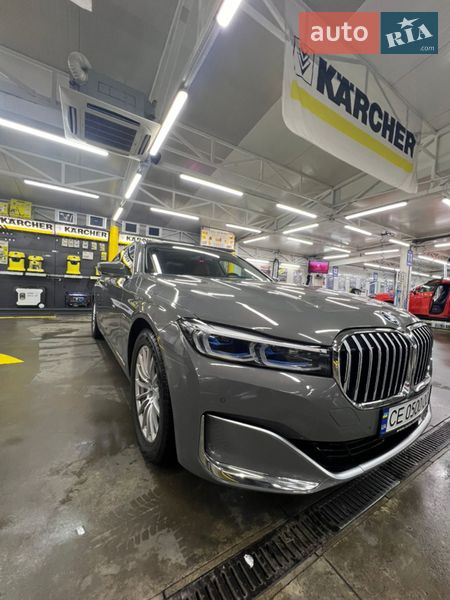 Седан BMW 7 Series 2022 в Черновцах