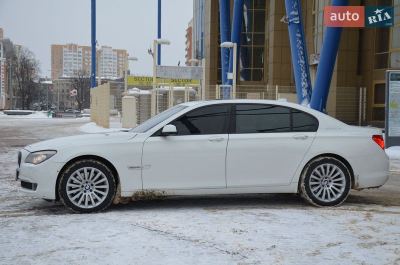 Седан BMW 7 Series 2010 в Харькове