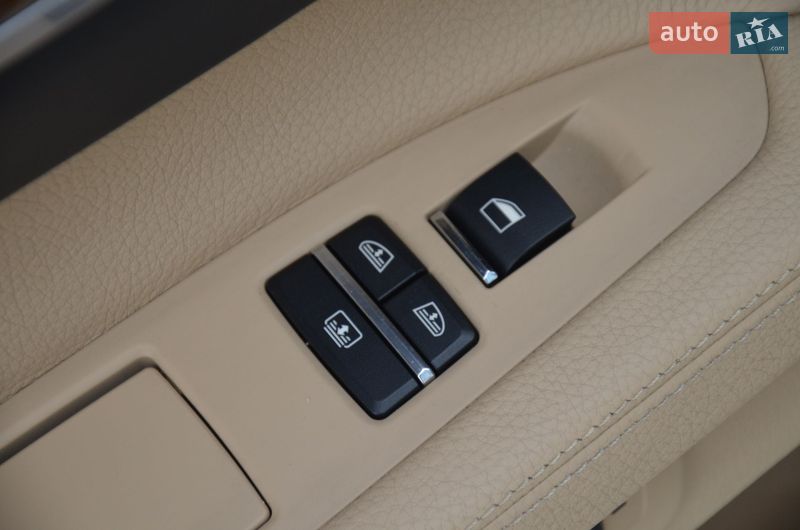 Седан BMW 7 Series 2010 в Харькове