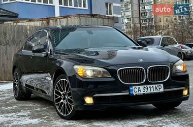 Седан BMW 7 Series 2012 в Смілі
