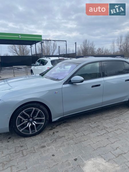 Седан BMW 7 Series 2024 в Каменском