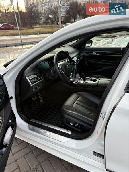 Седан BMW 7 Series 2018 в Черкассах фото 12 Седан BMW 7 Series 2018 в Черкассах
