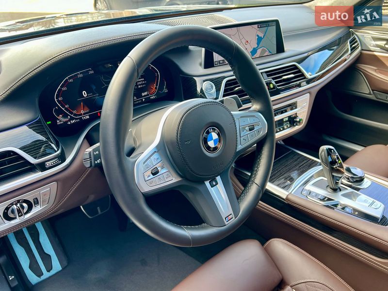 Седан BMW 7 Series 2022 в Киеве