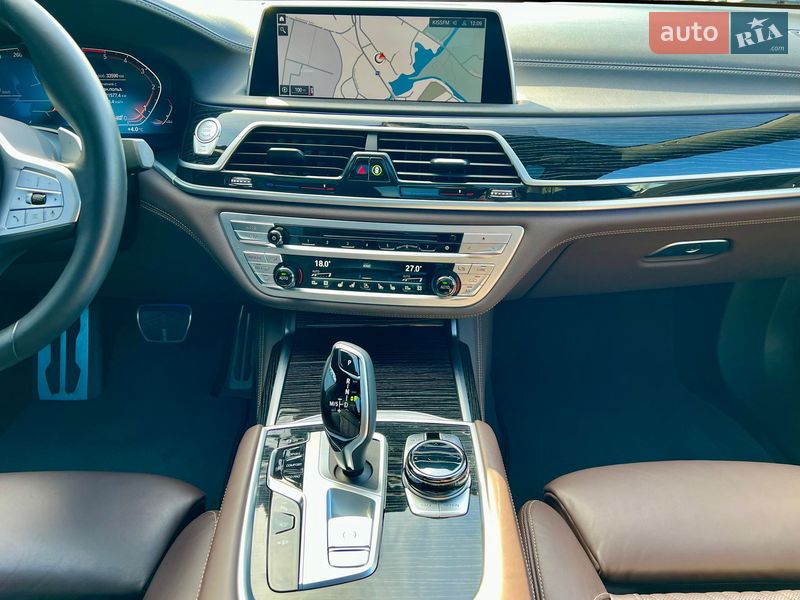 Седан BMW 7 Series 2022 в Киеве