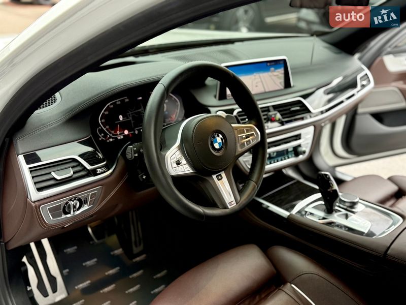 Седан BMW 7 Series 2019 в Києві