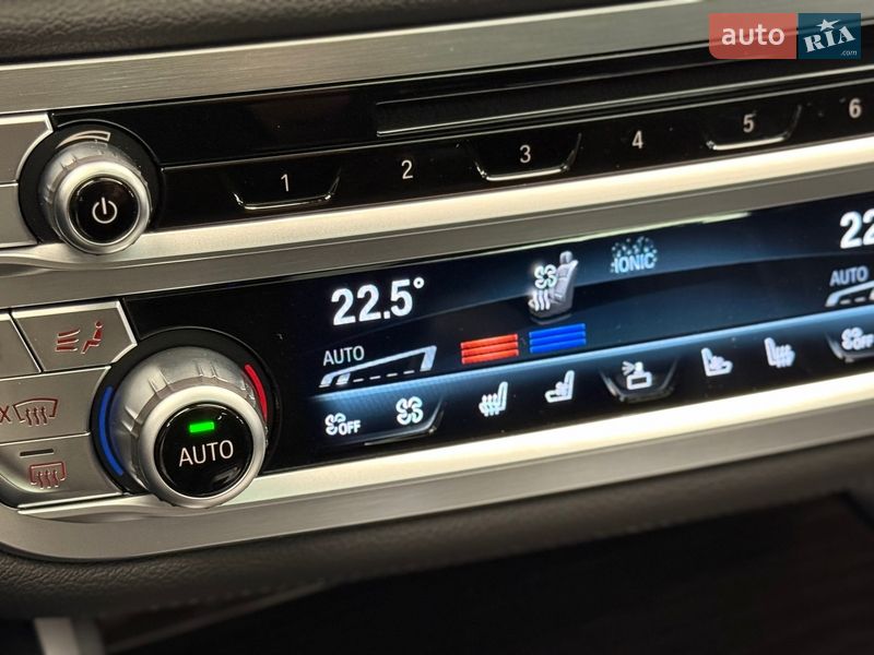 Седан BMW 7 Series 2022 в Киеве