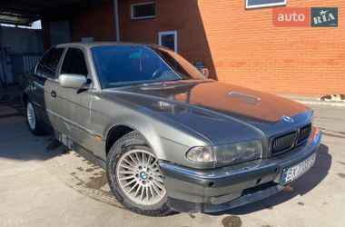 Седан BMW 7 Series 1997 в Ромнах