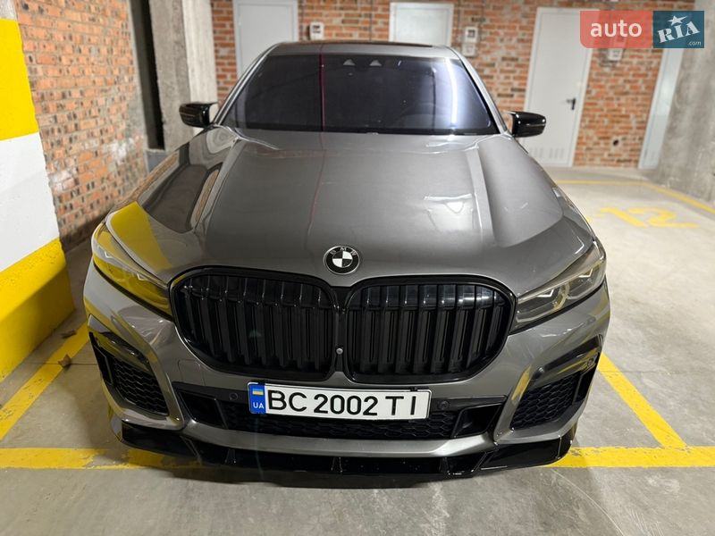 Седан BMW 7 Series 2016 в Львове