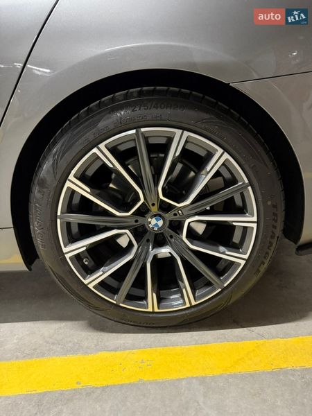 Седан BMW 7 Series 2016 в Львове
