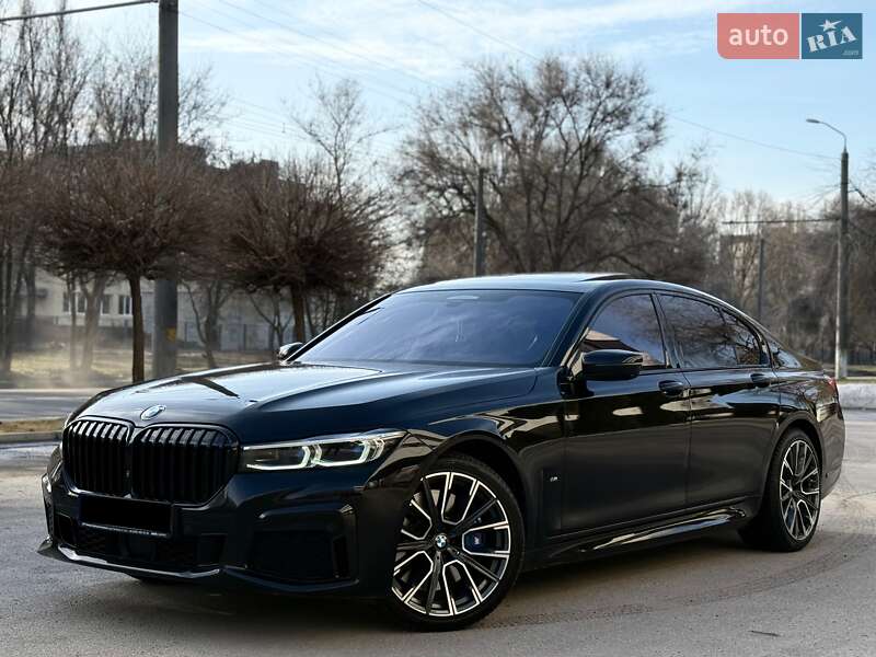 Седан BMW 7 Series 2022 в Дніпрі