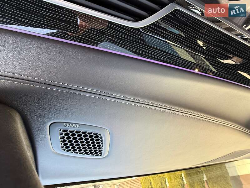 Седан BMW 7 Series 2022 в Дніпрі