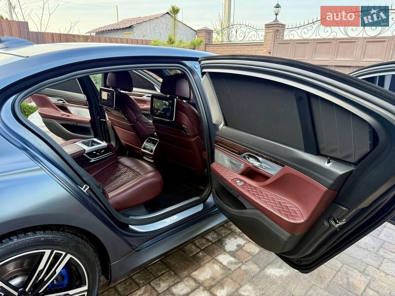 Седан BMW 7 Series 2019 в Киеве