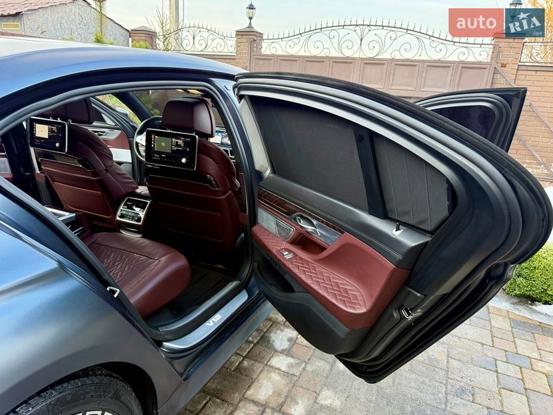 Седан BMW 7 Series 2019 в Киеве
