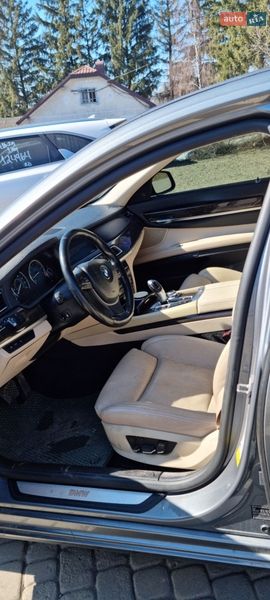 Седан BMW 7 Series 2011 в Черновцах