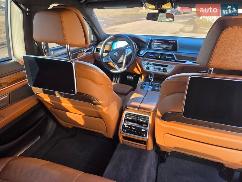 Седан BMW 7 Series 2017 в Харькове