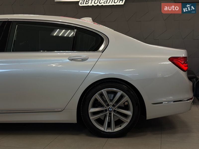 Седан BMW 7 Series 2016 в Тернополе