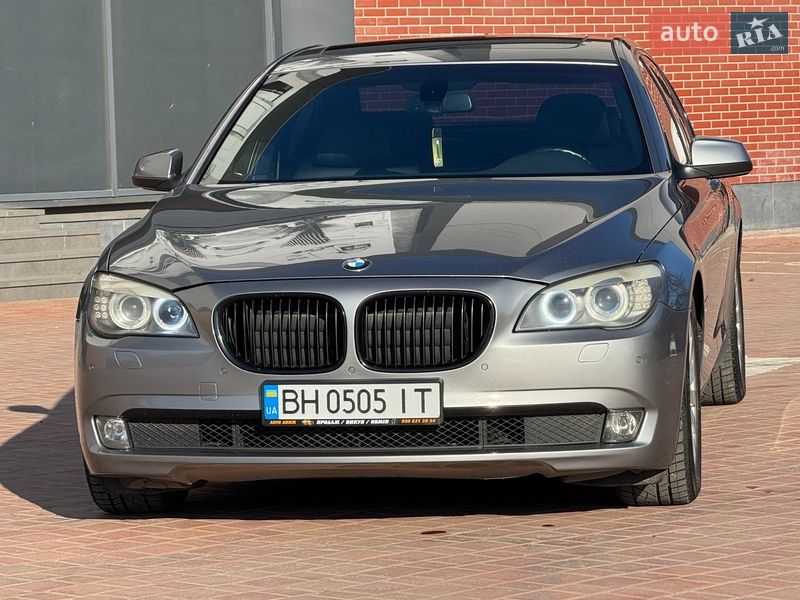 Седан BMW 7 Series 2009 в Одессе