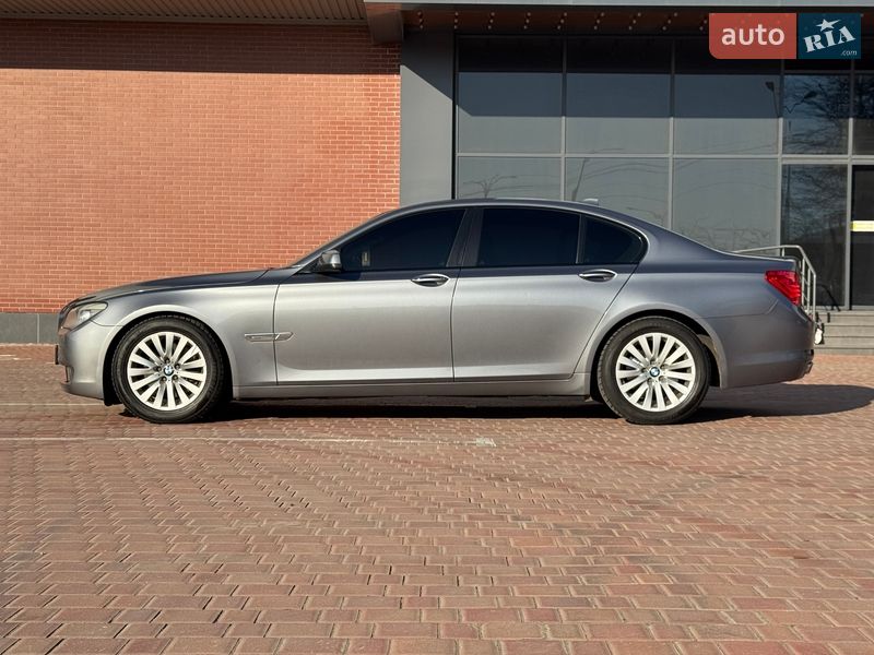 Седан BMW 7 Series 2009 в Одессе