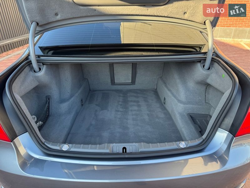 Седан BMW 7 Series 2009 в Одессе