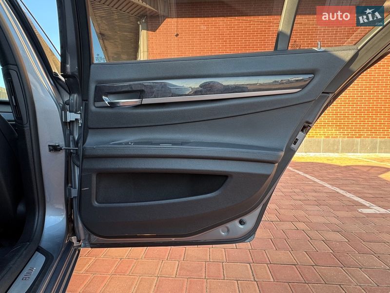 Седан BMW 7 Series 2009 в Одессе