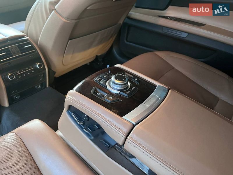 Седан BMW 7 Series 2012 в Львове фото 21 Седан BMW 7 Series 2012 в Львове