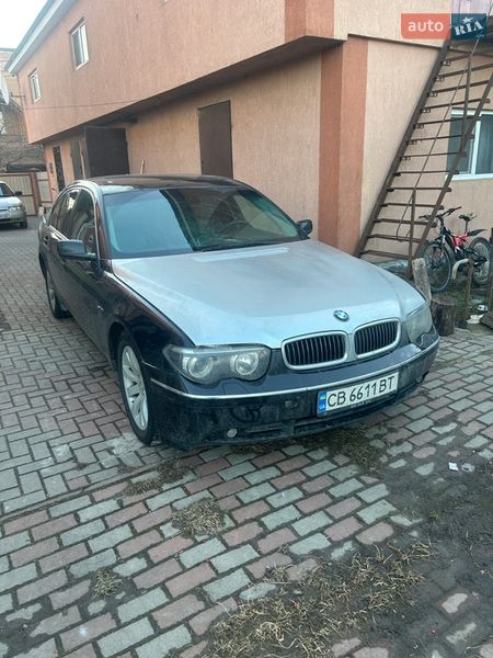 Седан BMW 7 Series 2004 в Квітневому