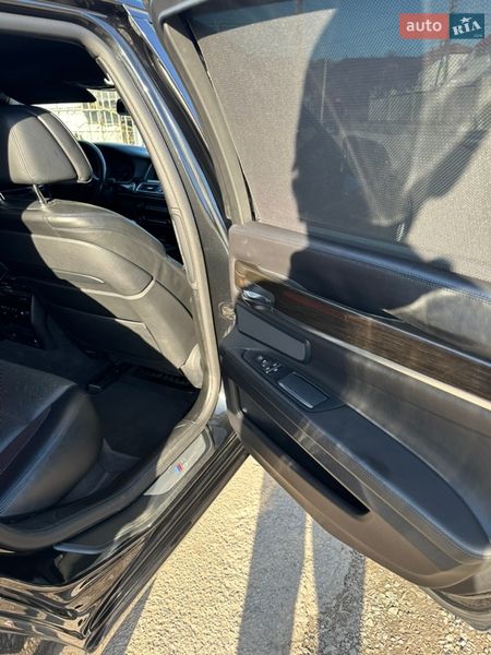 Седан BMW 7 Series 2014 в Тернополе