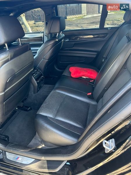 Седан BMW 7 Series 2014 в Тернополе