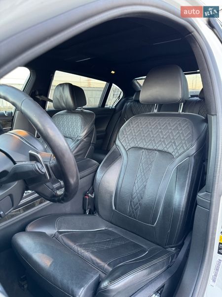 Седан BMW 7 Series 2019 в Киеве