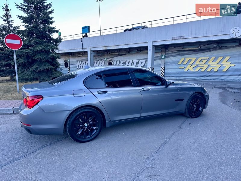 Седан BMW 7 Series 2014 в Киеве