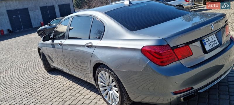 Седан BMW 7 Series 2011 в Чернівцях