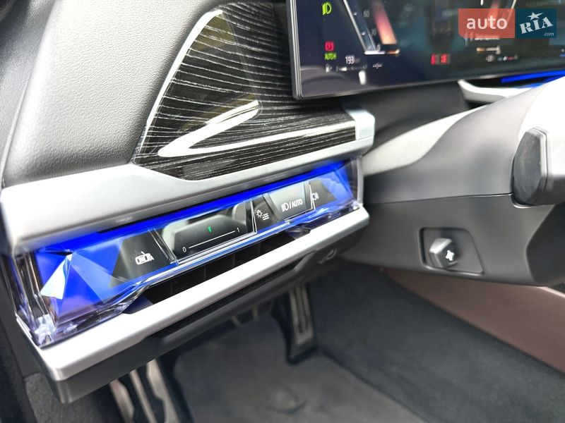 Седан BMW 7 Series 2023 в Киеве фото 43 Седан BMW 7 Series 2023 в Киеве