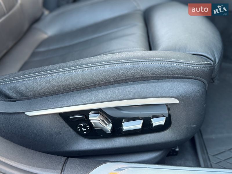 Седан BMW 7 Series 2016 в Киеве