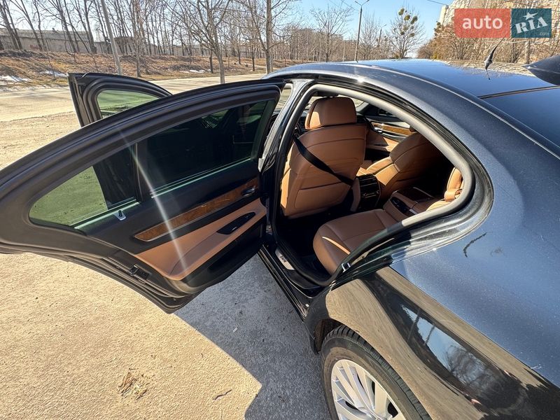 Седан BMW 7 Series 2011 в Харкові