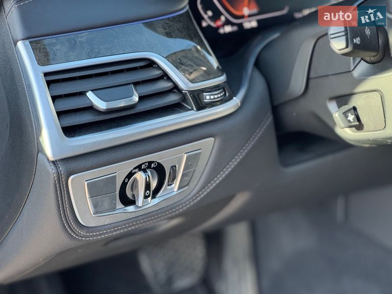 Седан BMW 7 Series 2019 в Черкассах фото 24 Седан BMW 7 Series 2019 в Черкассах