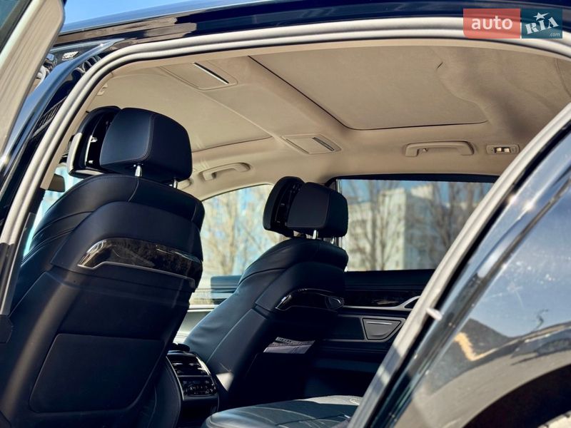 Седан BMW 7 Series 2019 в Черкассах фото 48 Седан BMW 7 Series 2019 в Черкассах