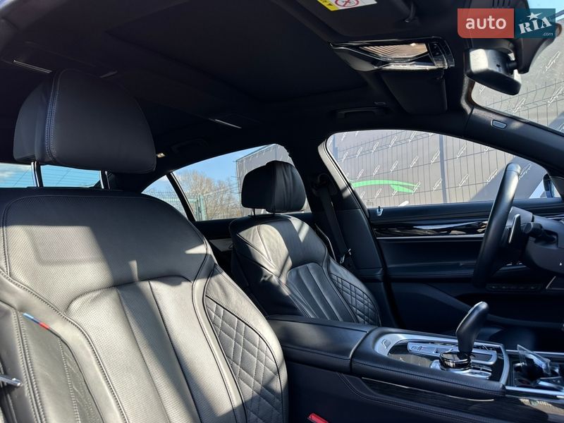 Седан BMW 7 Series 2019 в Киеве