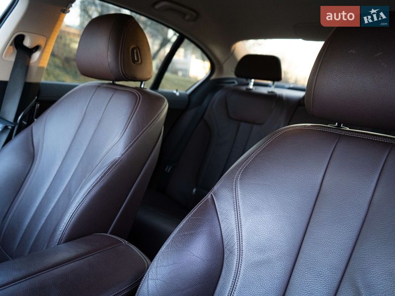 Седан BMW 7 Series 2016 в Києві