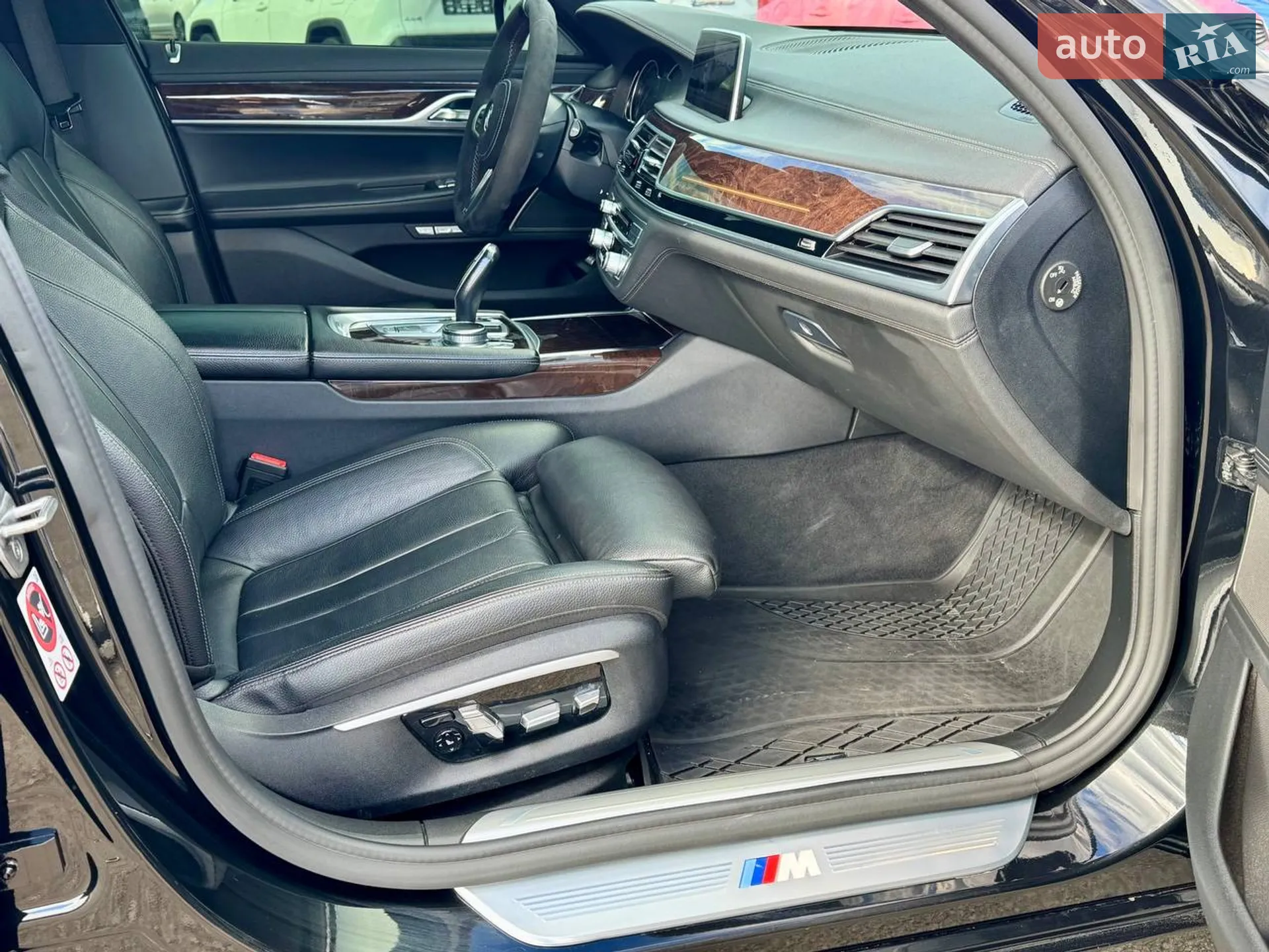 2016 BMW 7er - мініатюра 46