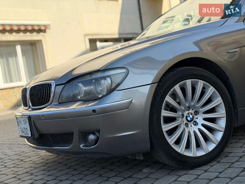 Седан BMW 7 Series 2005 в Дубно