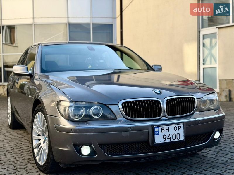 Седан BMW 7 Series 2005 в Дубно
