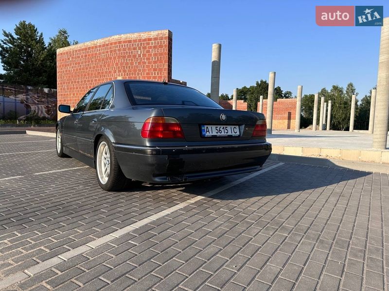 Седан BMW 7 Series 1999 в Ирпене