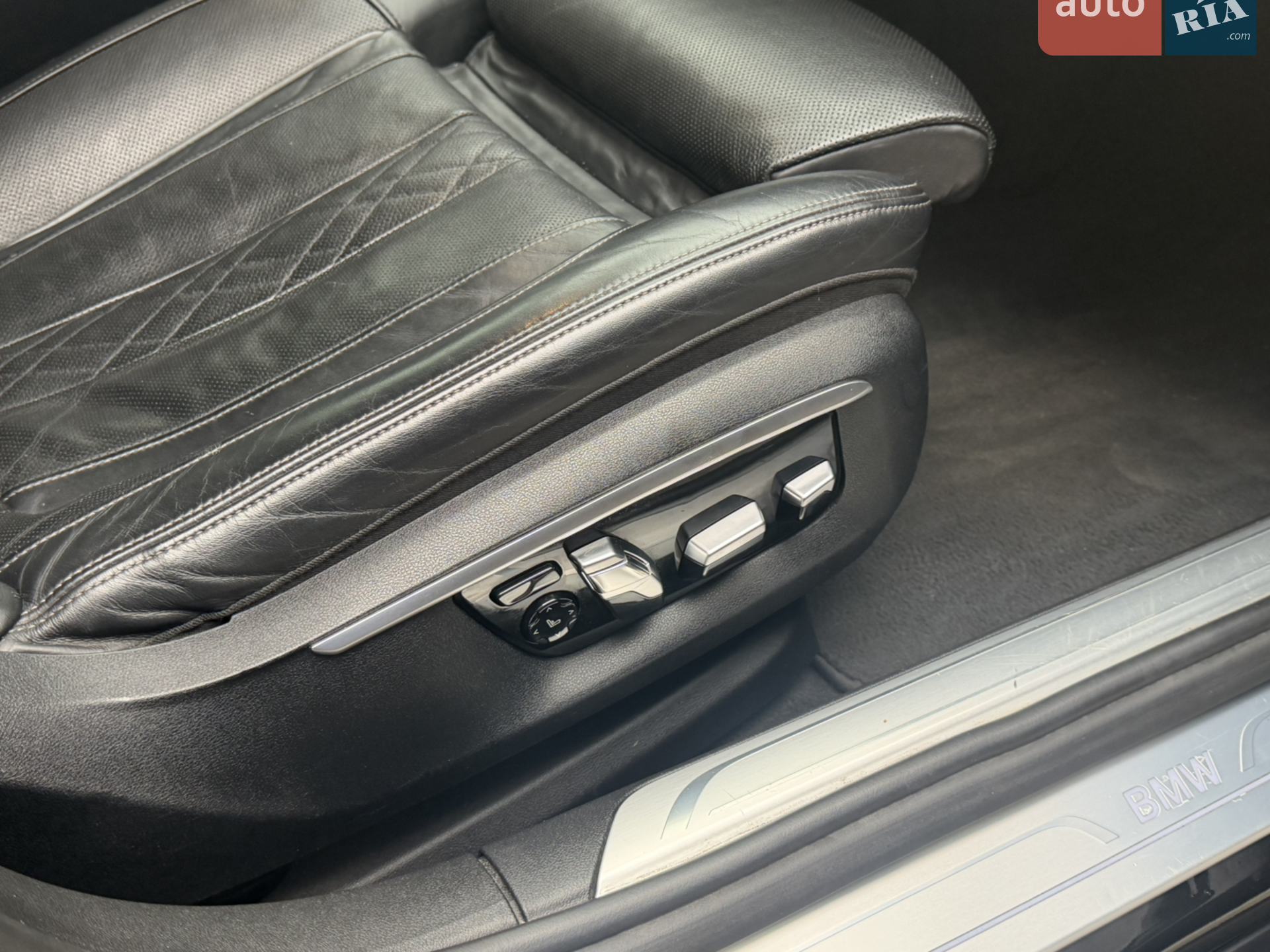 2016 BMW 7er - мініатюра 16