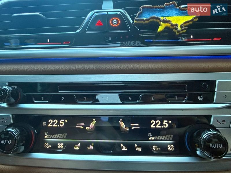 Седан BMW 7 Series 2017 в Одессе фото 85 Седан BMW 7 Series 2017 в Одессе